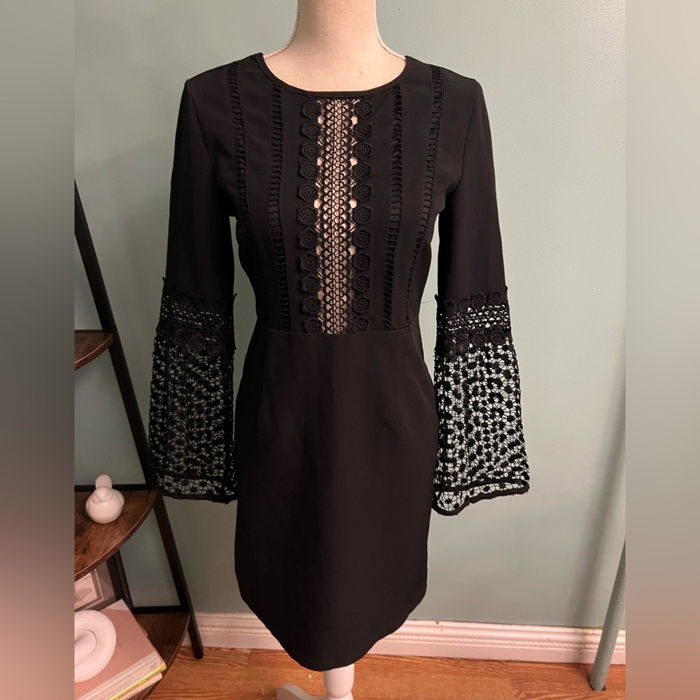 NWT Romeo & Juliet Couture Dress with lace, siz M